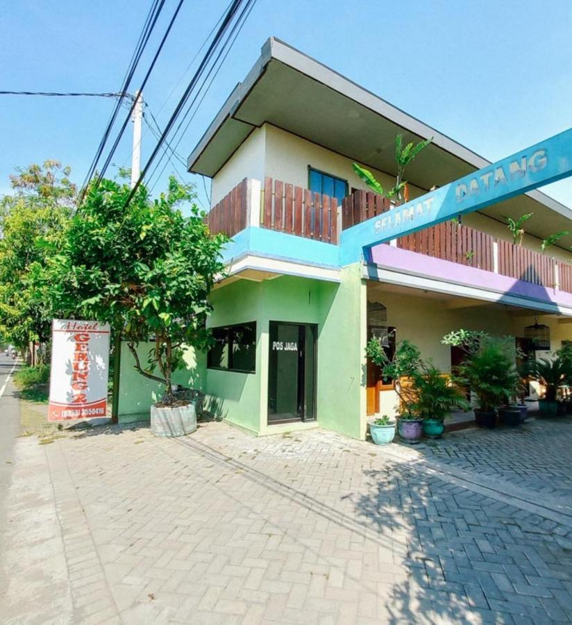 Hotel Gerung 2 near Luwes Mall Nganjuk Exterior foto